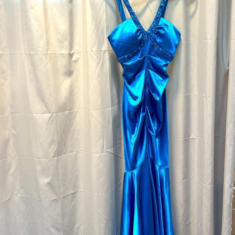 Women’s Sapphire Blue Formal Dress w/Silver Strap Heels